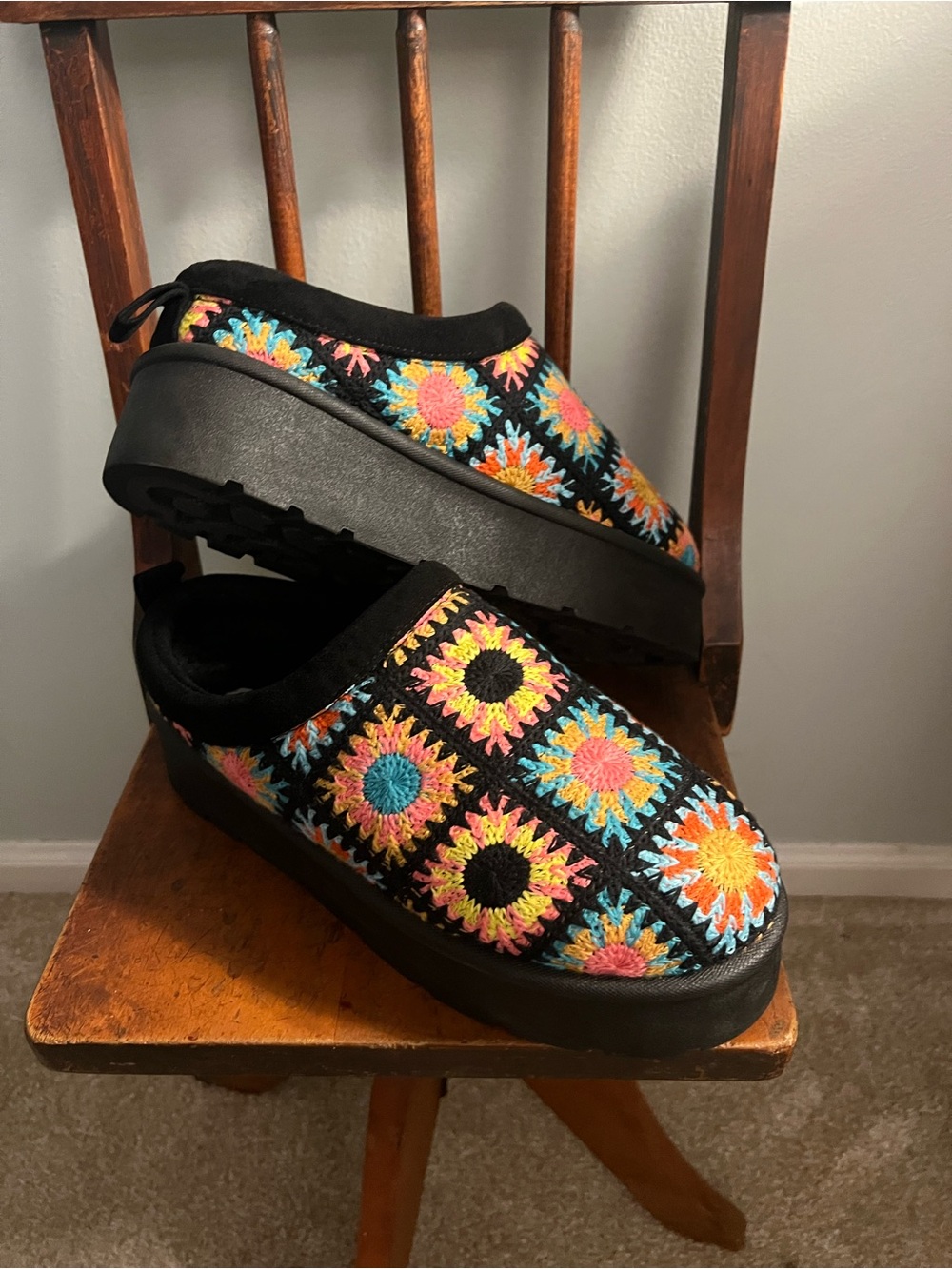Three Bird Nest Black Crocheted clogs with Multicolor Sunburst Embroidery
